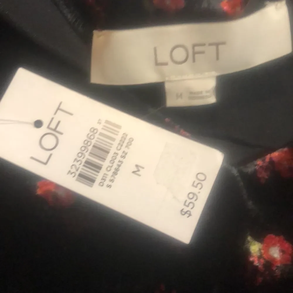 Loft  velvet dark floral  romantic  sweetheart puff sleeve collarless top size M